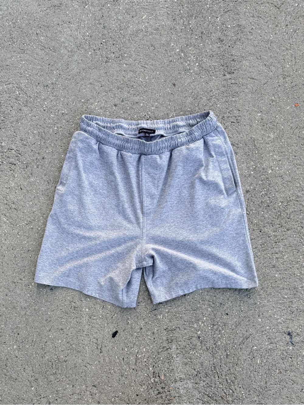 Beyond Yoga Men's Draw String Waist Light Grey Athletic Shorts - Large
